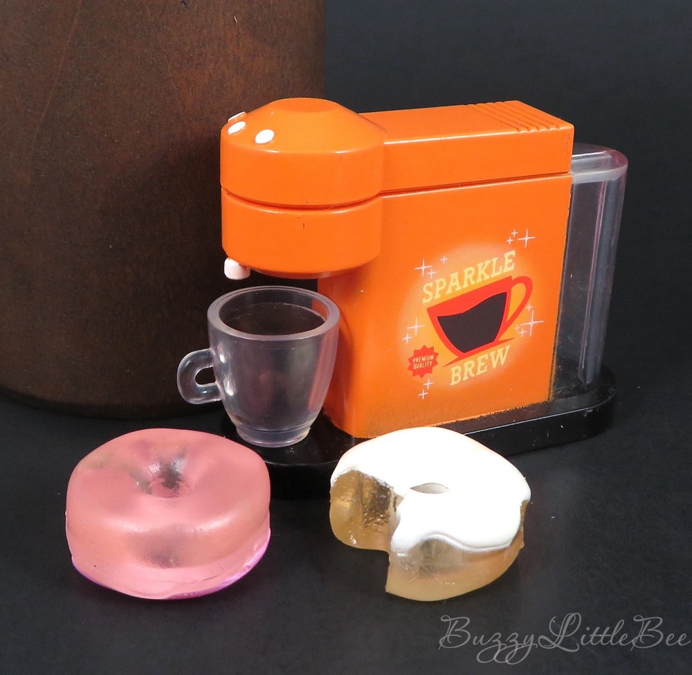 Rainbow High Clementine Sparkle & Shine Coffee Maker Donuts Brew Accessory