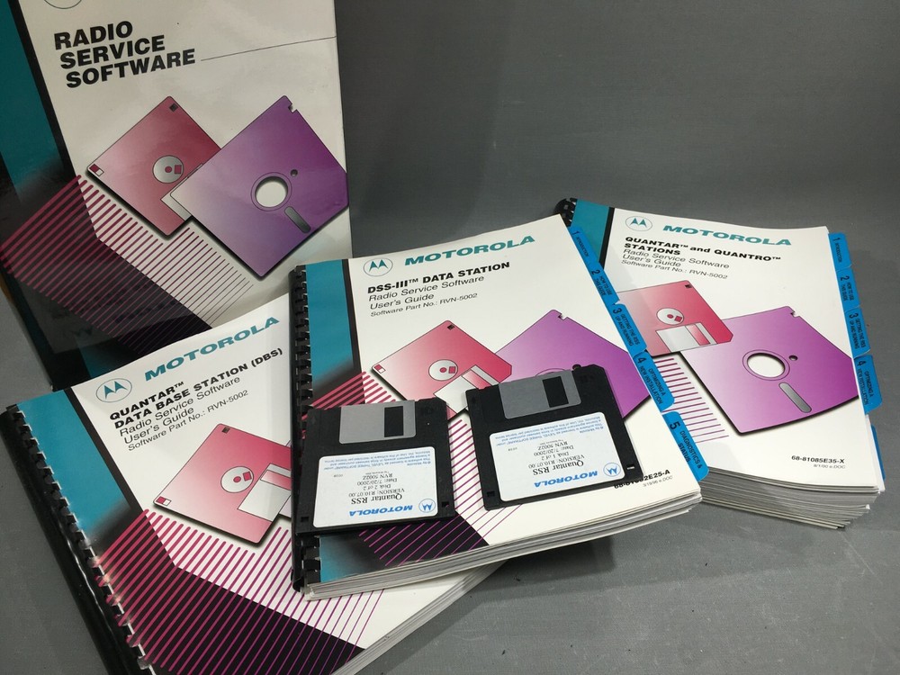 MOTOROLA RADIO SERVICE SOFTWARE QUANTAR QUANTRO DATA BASE STATION DSS-III MANUAL