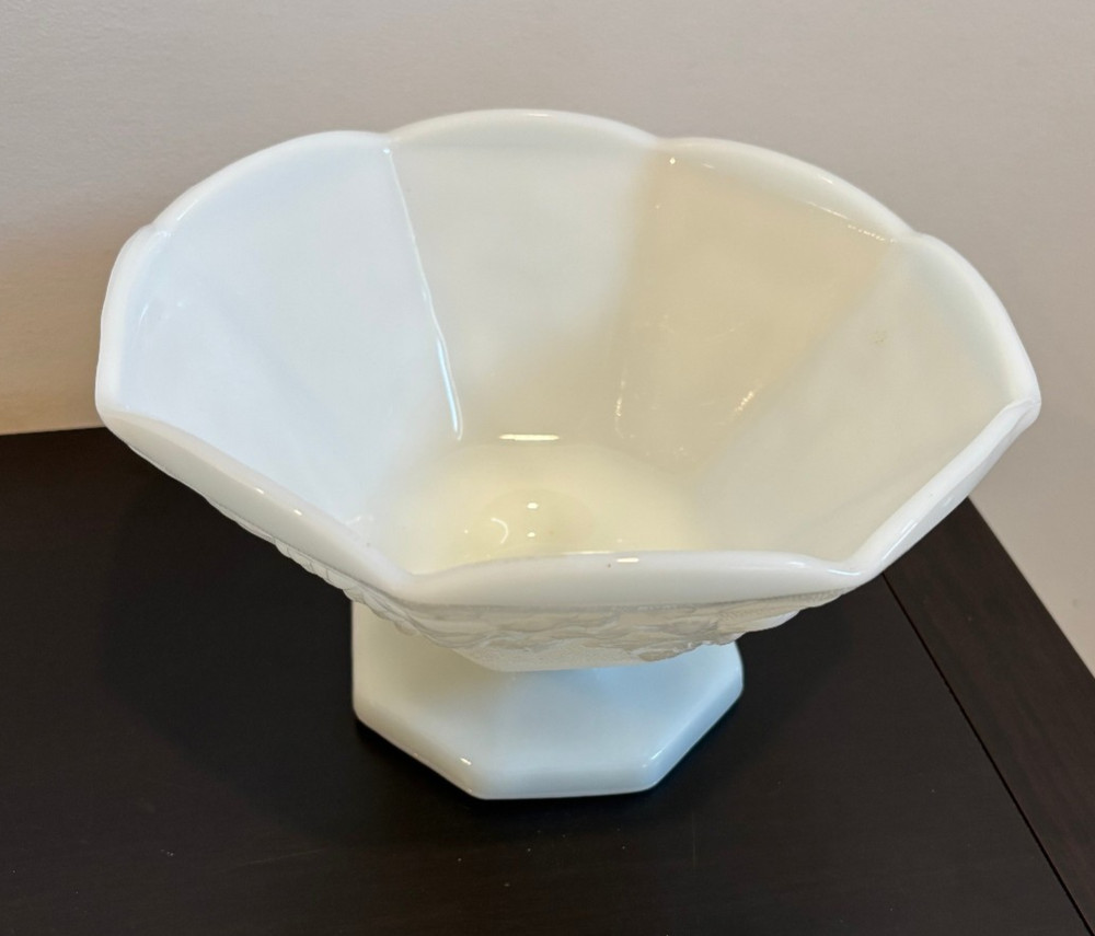 Anchor Hocking Vintage Milk Glass Grape Pattern Fruit Bowl