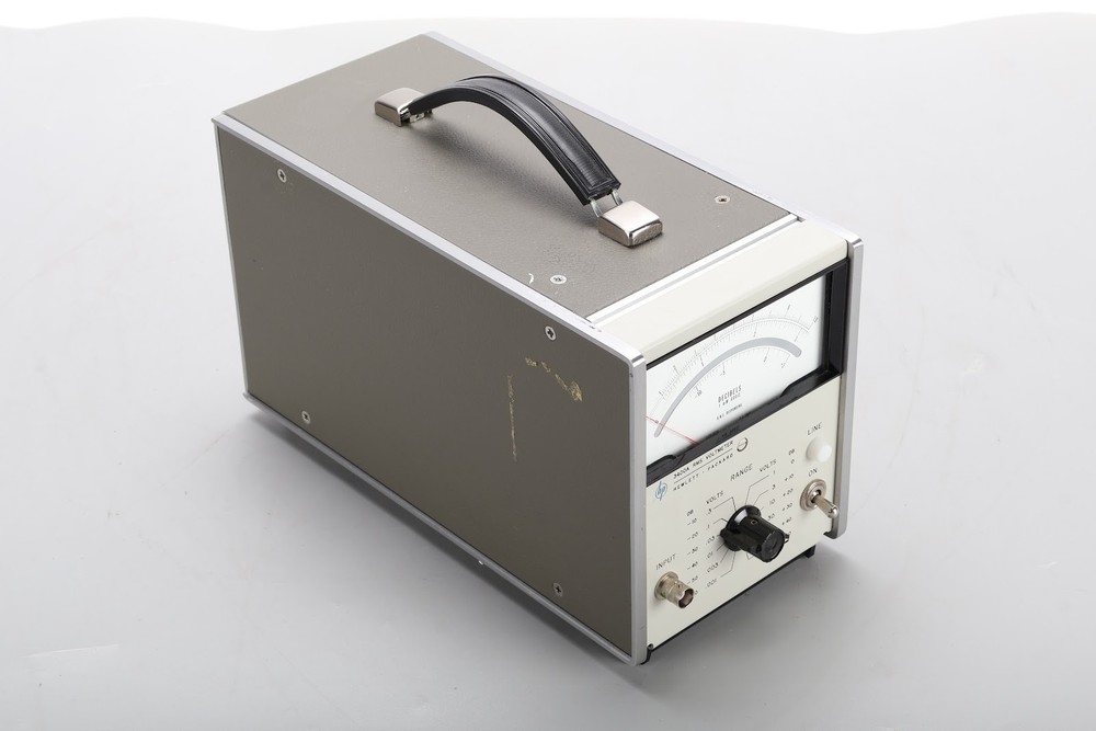 HP 3400A Analog RMS Voltmeter With Option C10 - Rear Input