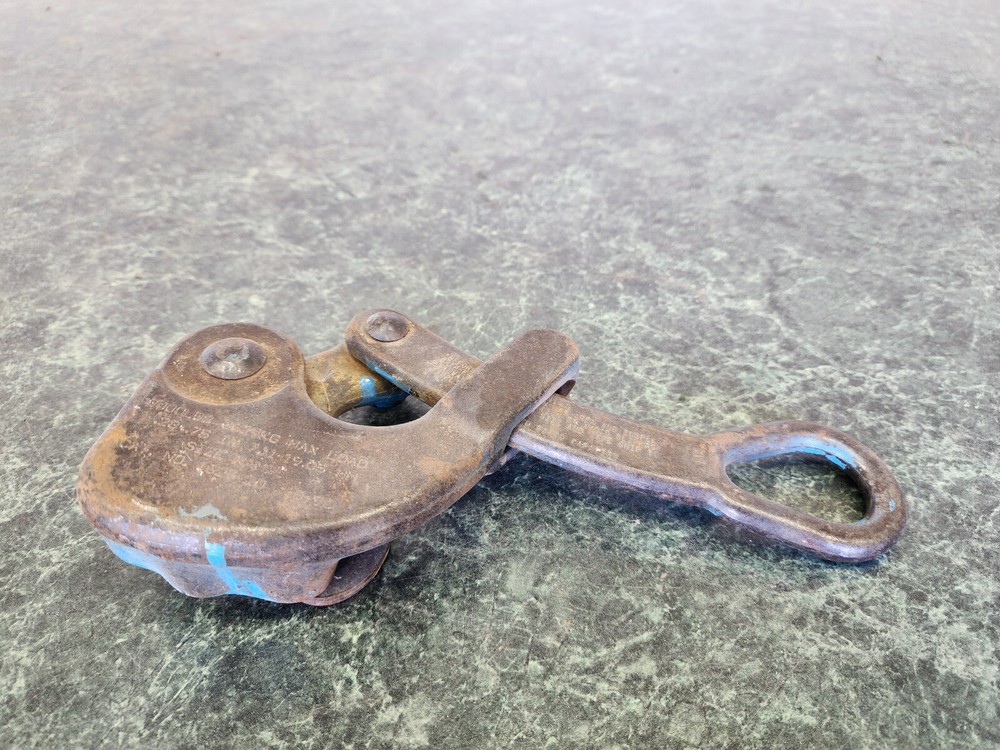 Klein Tools 1625-20 8000 Lb .28" to .75" Havens Pulling Grip