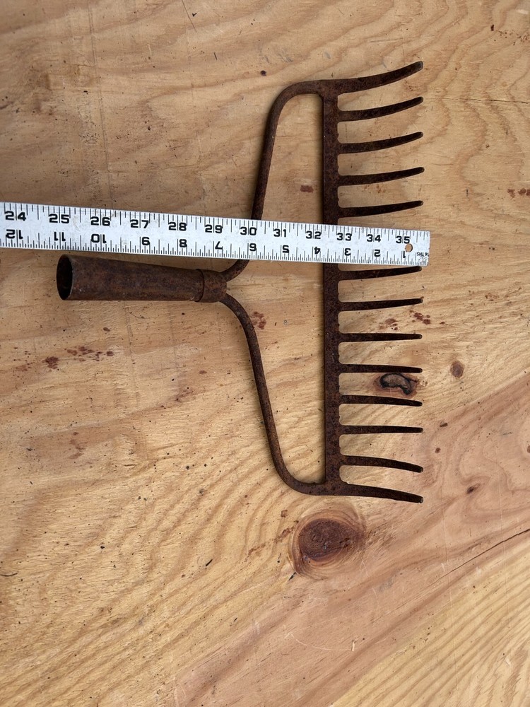 Rake Head Rusty Rustic no handle Original Vintage Primitive Metal