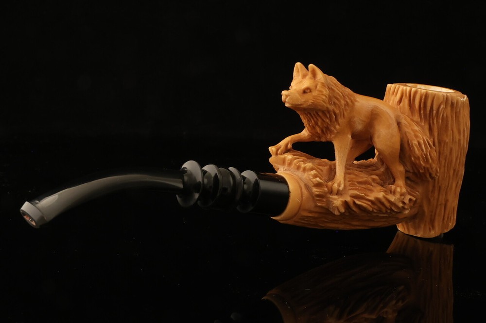 Wolf Block Meerschaum Pipe with custom case 13633