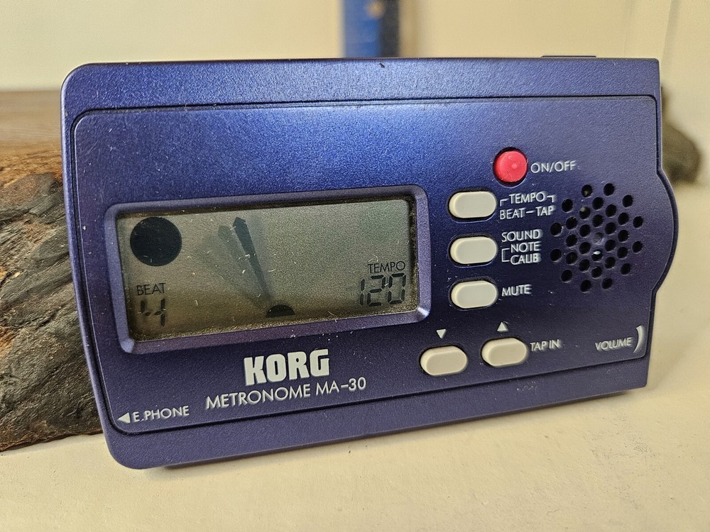 Korg MA-30 Compact Digital Metronome, Blue Tested Works Great