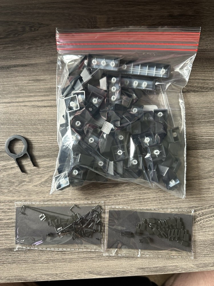 Razer Doubleshot ABS Keycaps w/ Keycap puller & Keyboard Stabilizers