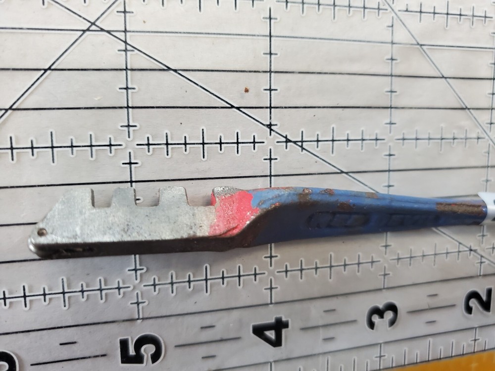 Vintage Red Devil Glass Cutting Tool USA
