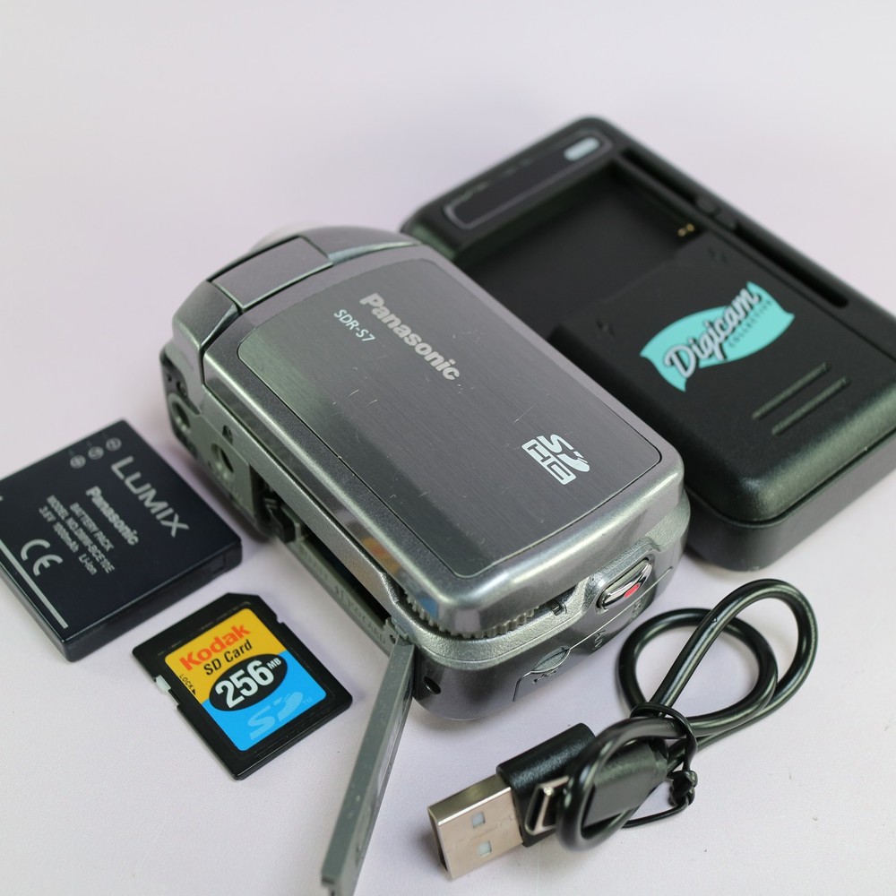 Panasonic SDR-S7 Handheld Digital Camcorder Silver Tested Full Working Set