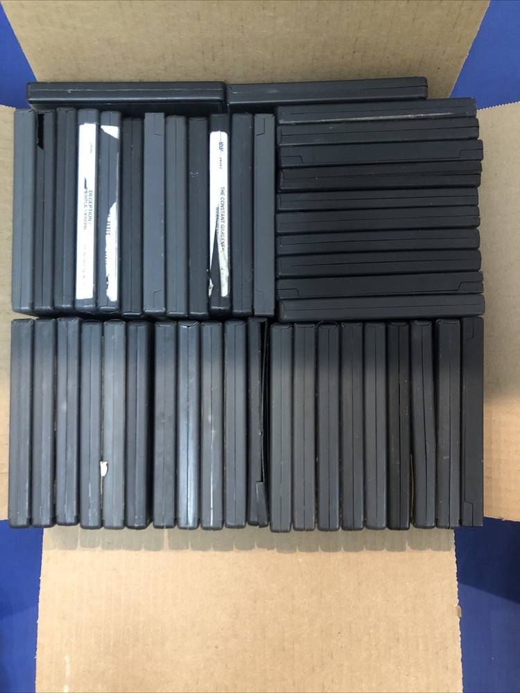 Lot Of 50 Various ￼DVD Cases Empty