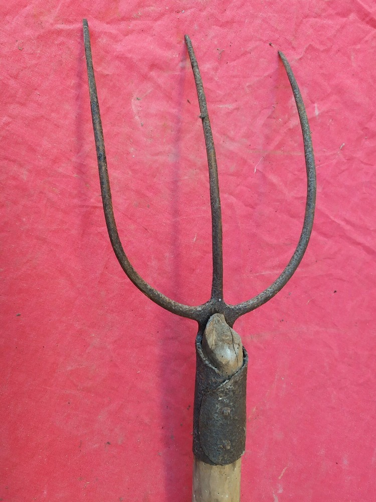 Antique Vintage Era 3 Point FORK FORK WITHOUT HANDLE
