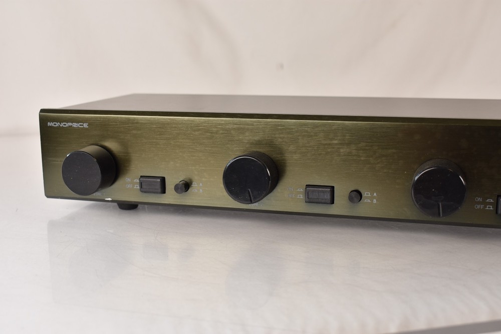 Monoprice Dual Source 4-Channel A/B Speaker Selector w/ Volume Control