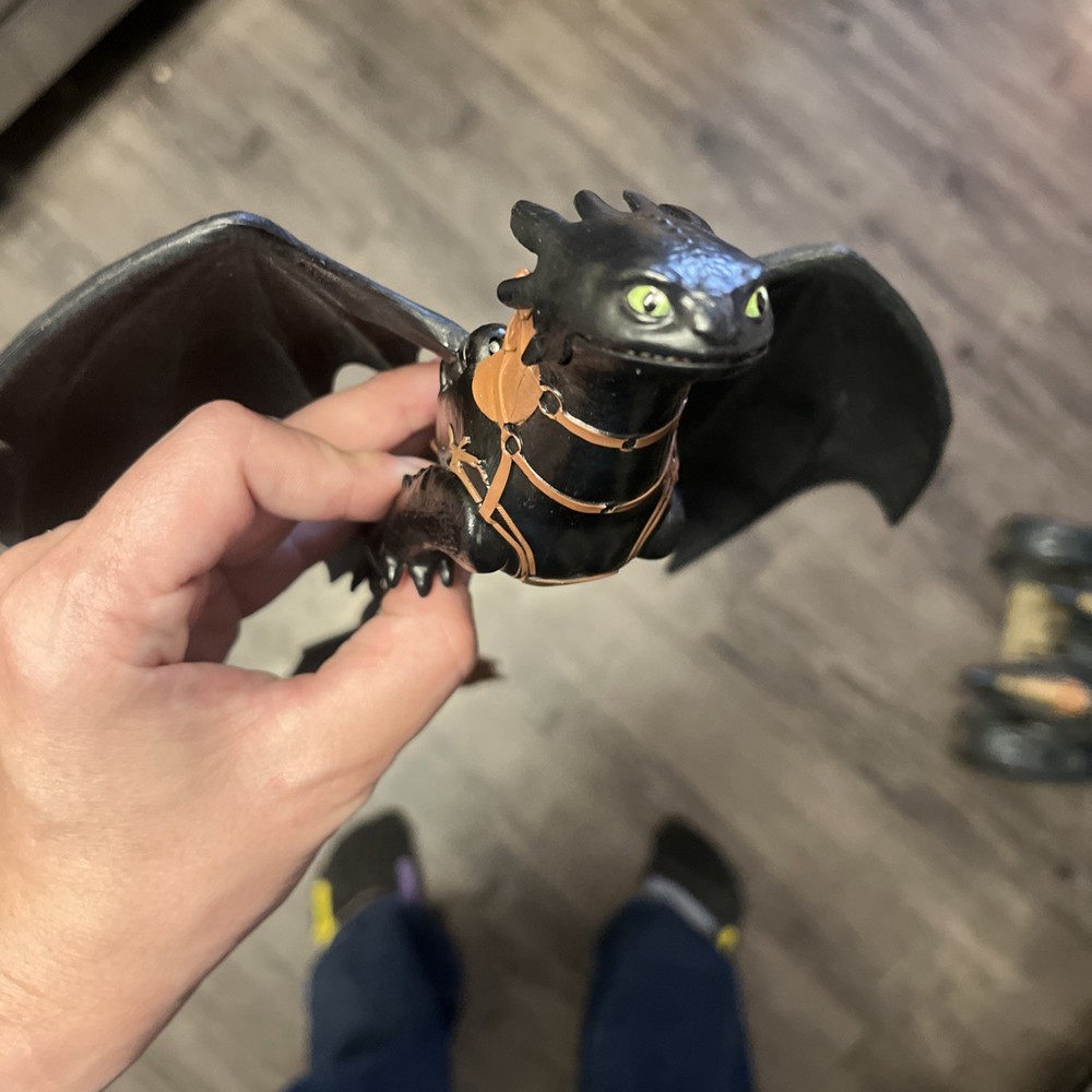 How To Train Your Dragon Plasma Blast Nightfury Figure