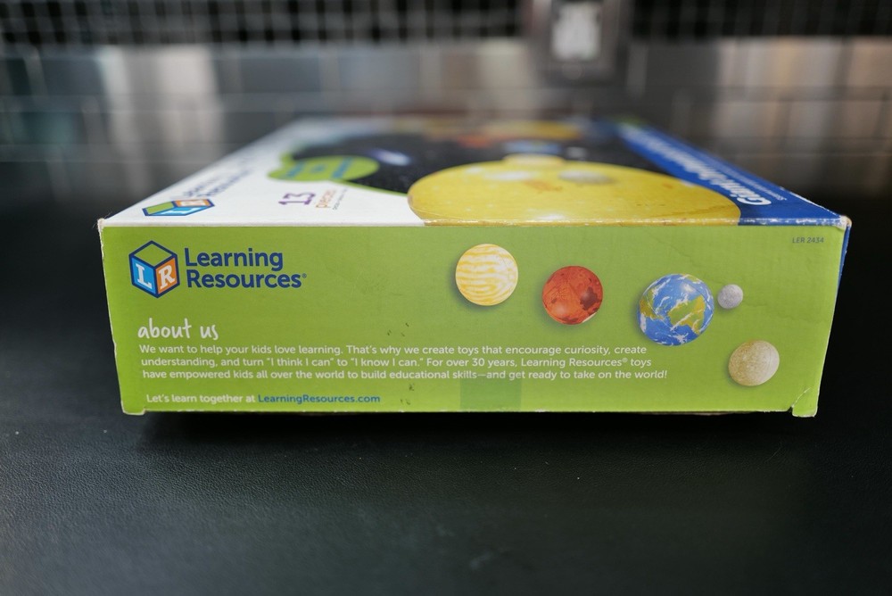 Learning Resources Giant Inflatable Solar System Classroom Set Pump Unused
