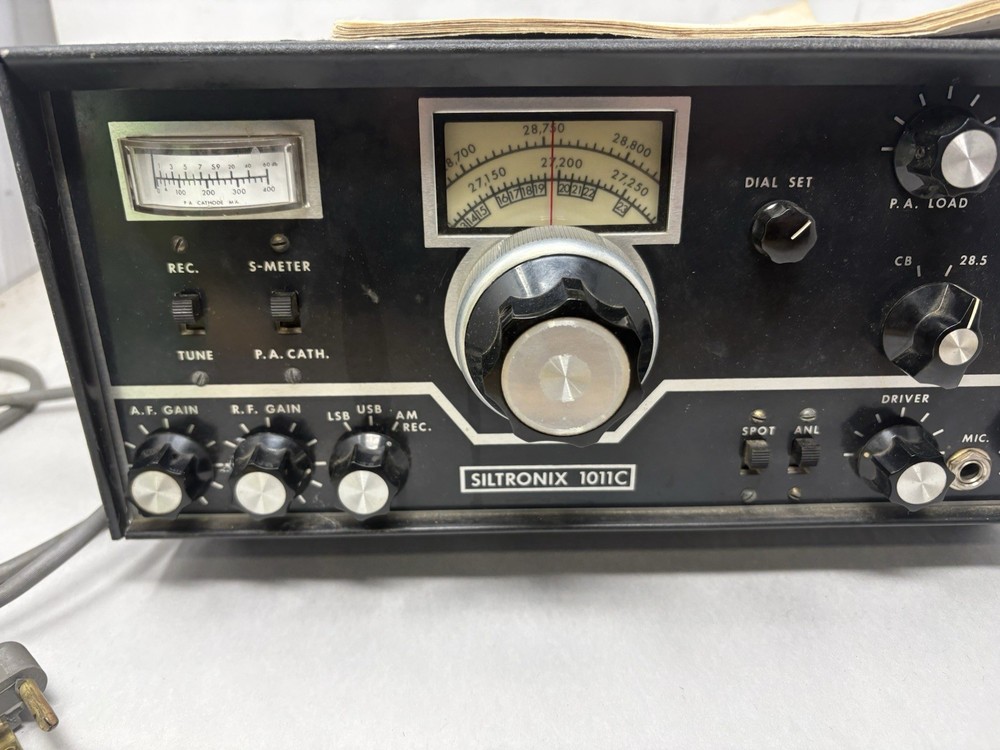 Siltronix 1011C Ham Radio Transceiver Tested Powers On(1
