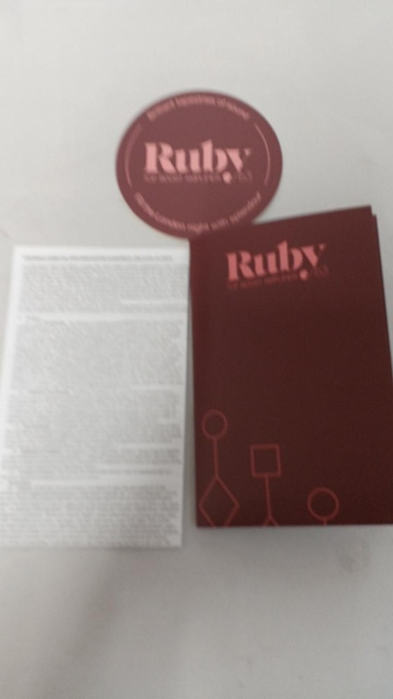 UNIVERSAL AUDIO UAFX RUBY/63 ANPLIFIER Effector