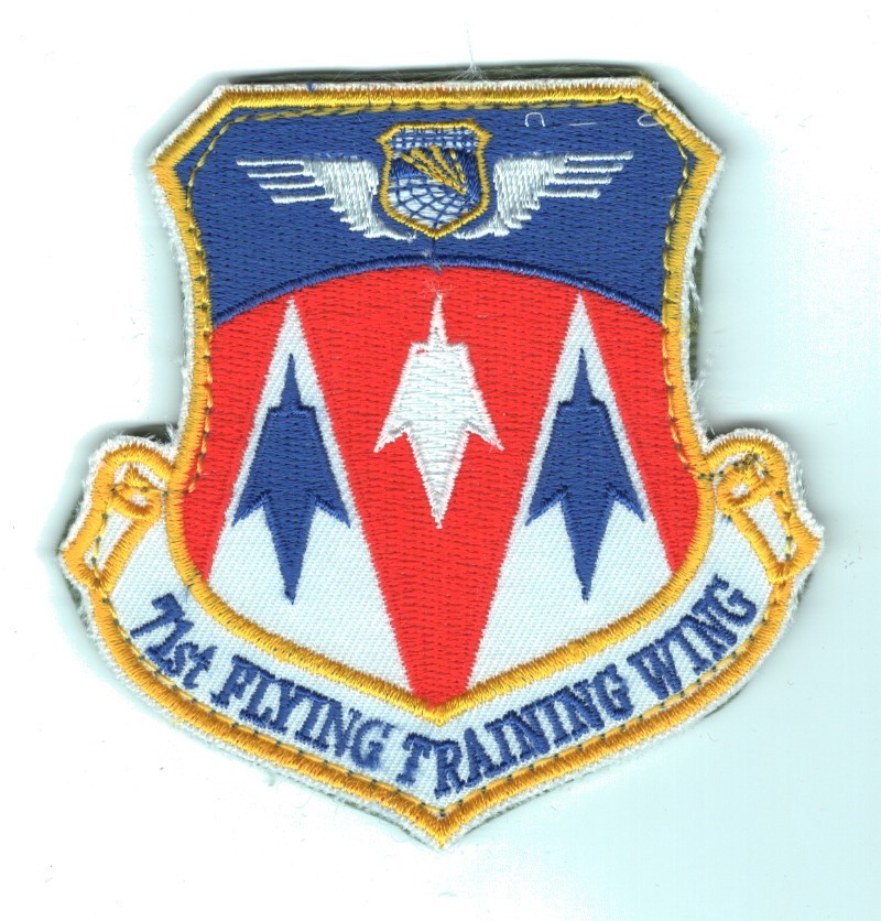 USAF Air Force Patch:   71st Flying Training Wing - 3 1/2"