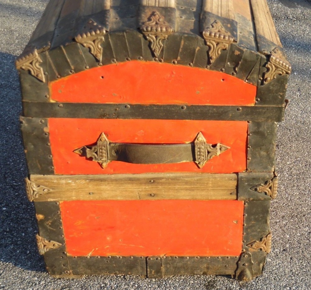 Antique Dome Top Trunk Painted Red - Musty / Mildew Odor Inside