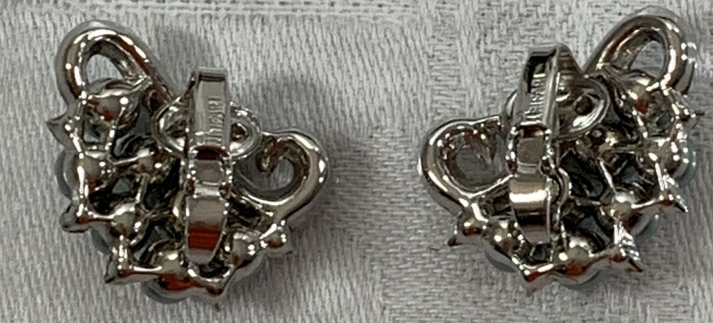 TRIFARI Clip Earrings
