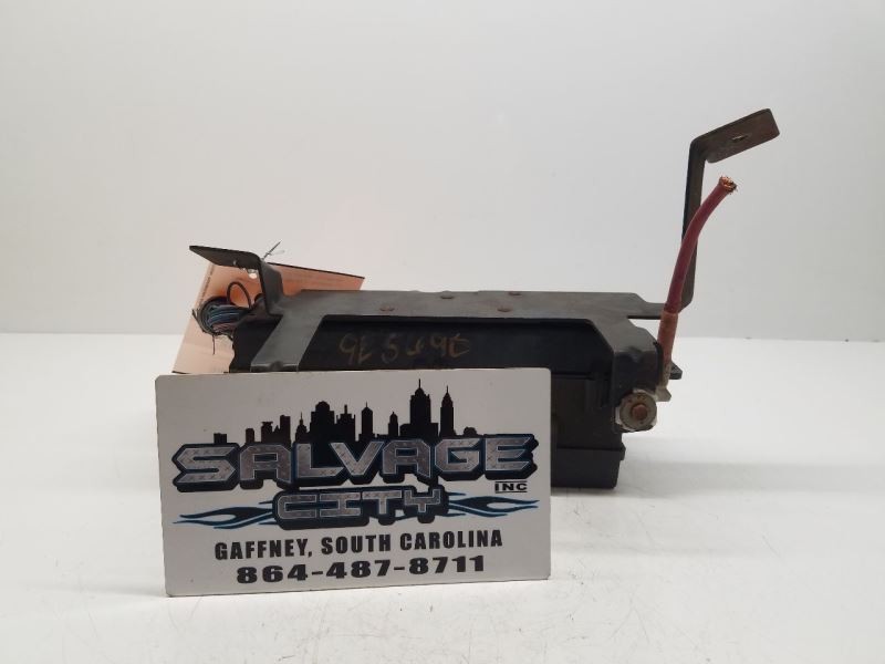 Fuse Box Engine Fits 00-01 Jeep Cherokee OEM