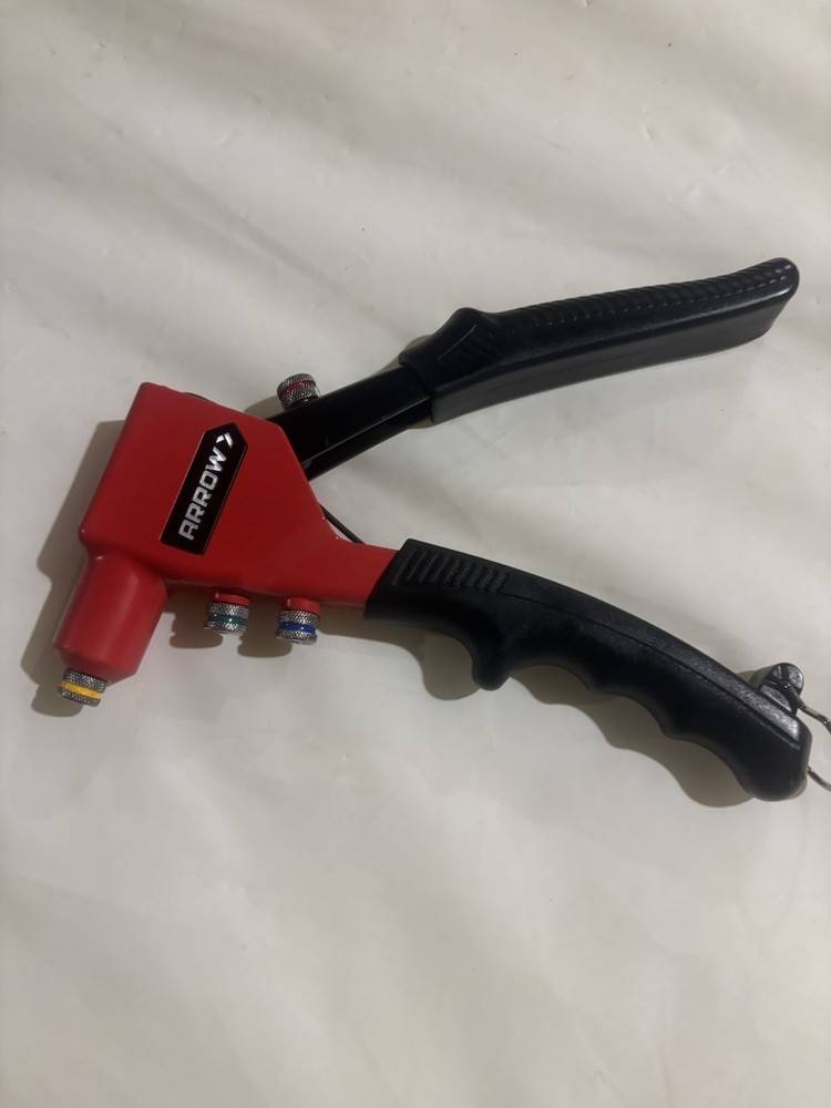Arrow One-Handed Rivet Tool ￼￼