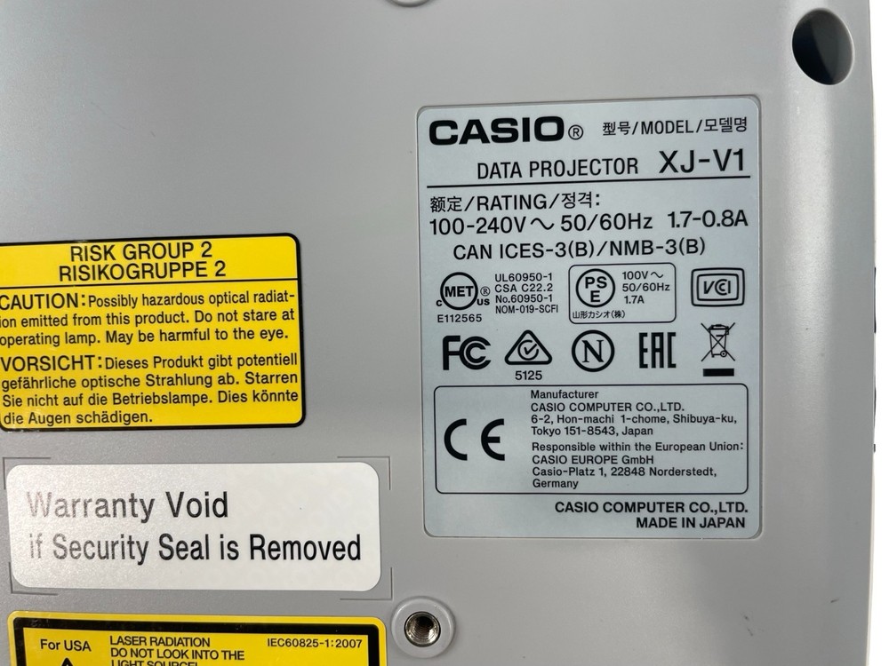 CASIO XJ-V1 Projector