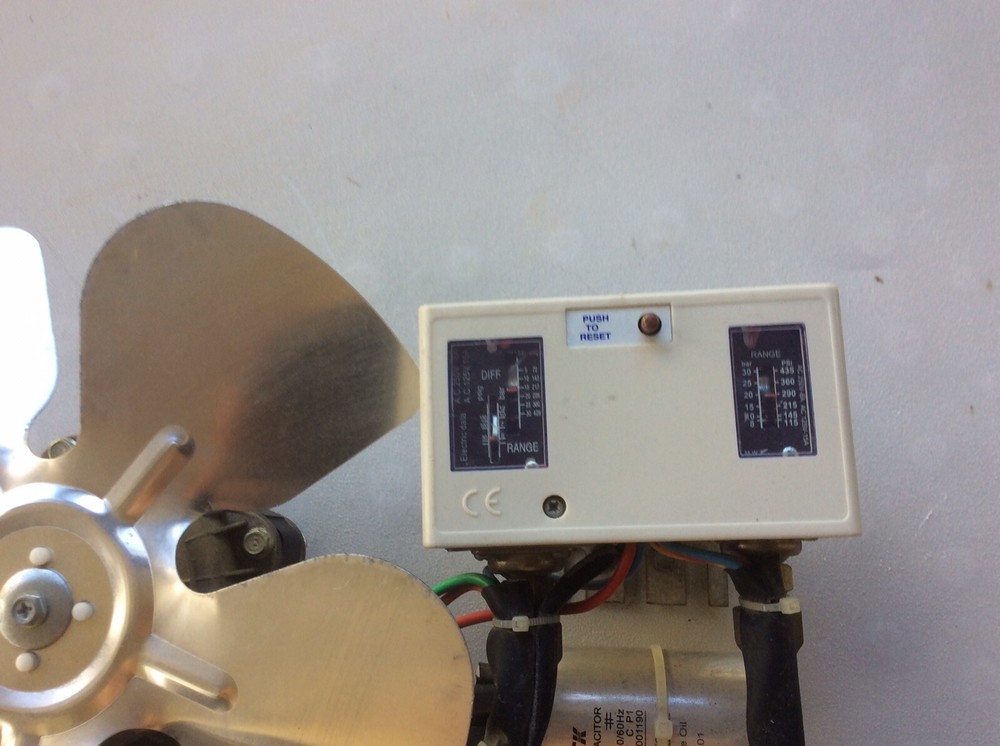 Compressor Air Thermostat W/ Fan