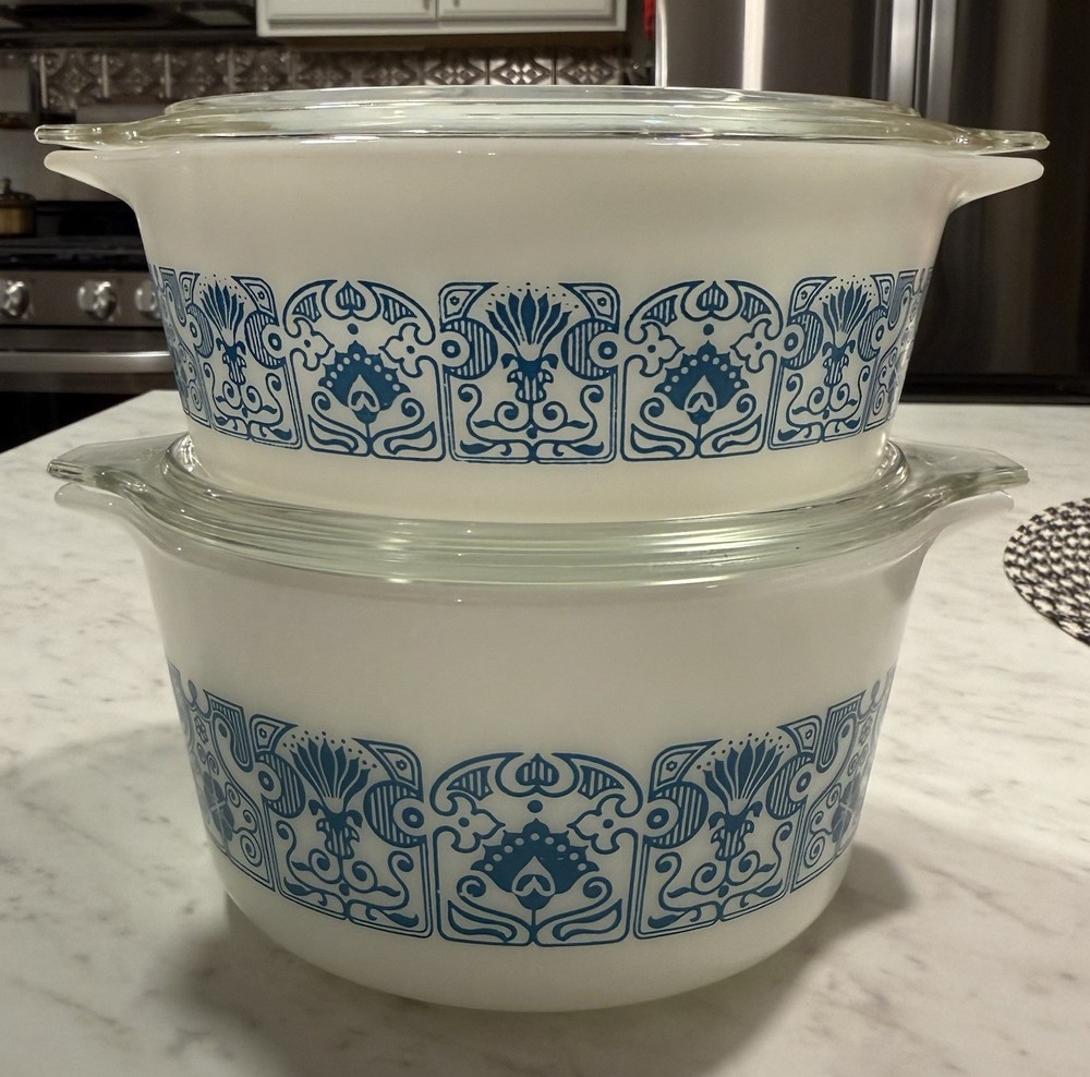 Pyrex Blue Horizon 473 And 472 With Lids