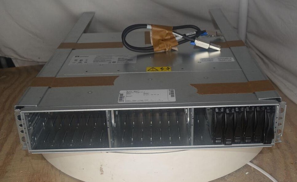 Netapp 5350 0833 P41194-04-B Storage Array 2.5” 24-Bay SEE NOTES