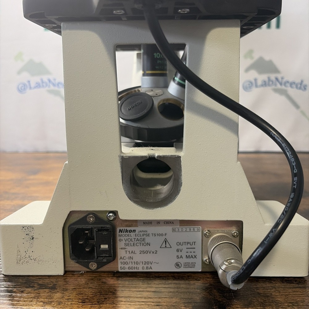 Nikon TS100 Inverted Microscope Phase Contrast 2 Objective 10x / 20x