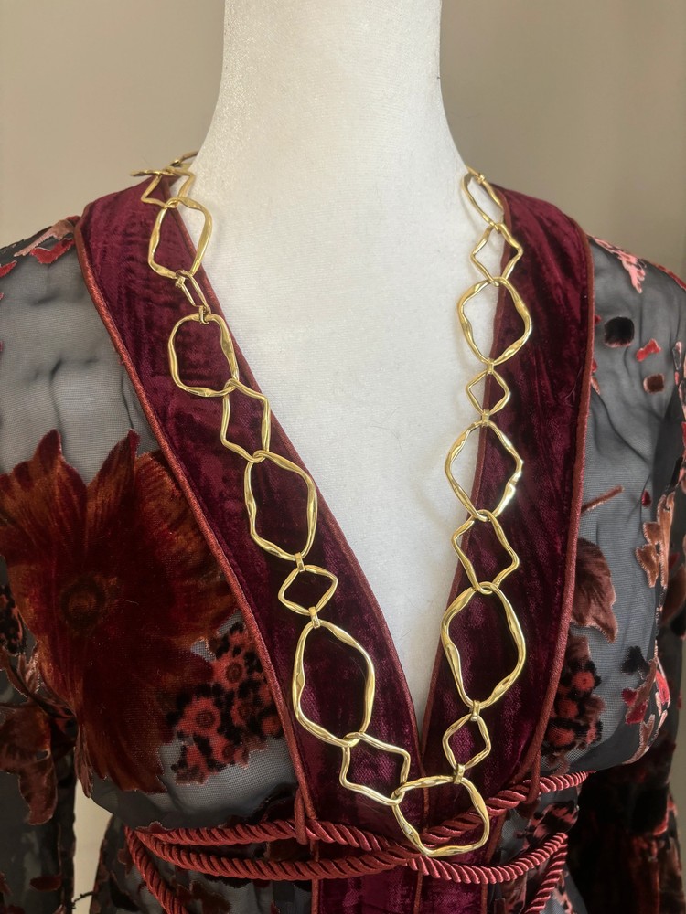 Atypic large link brass Chain link necklace