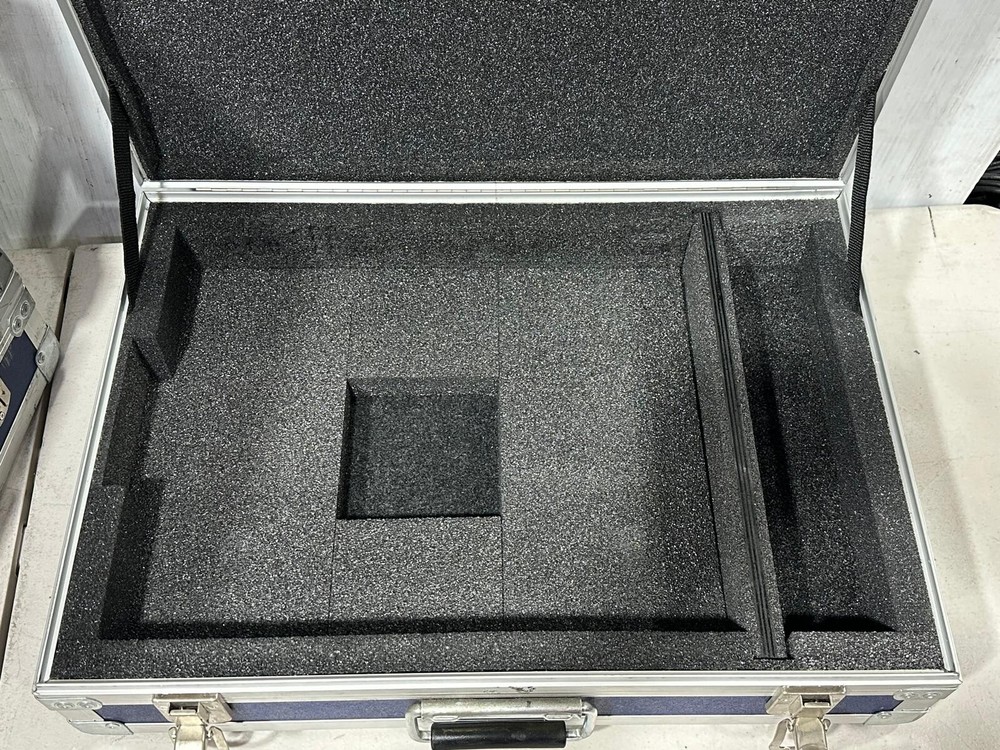 Unbranded Assorted Cases #2844 (One)THS