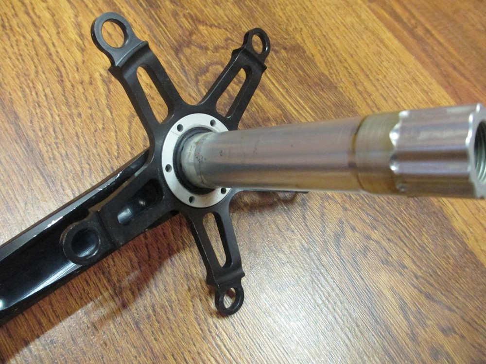 FRM CU2 EVOLUTION 175 130 BCD CRANK SET W/ ENGLISH THREADED FRM BOTTOM BRACKET