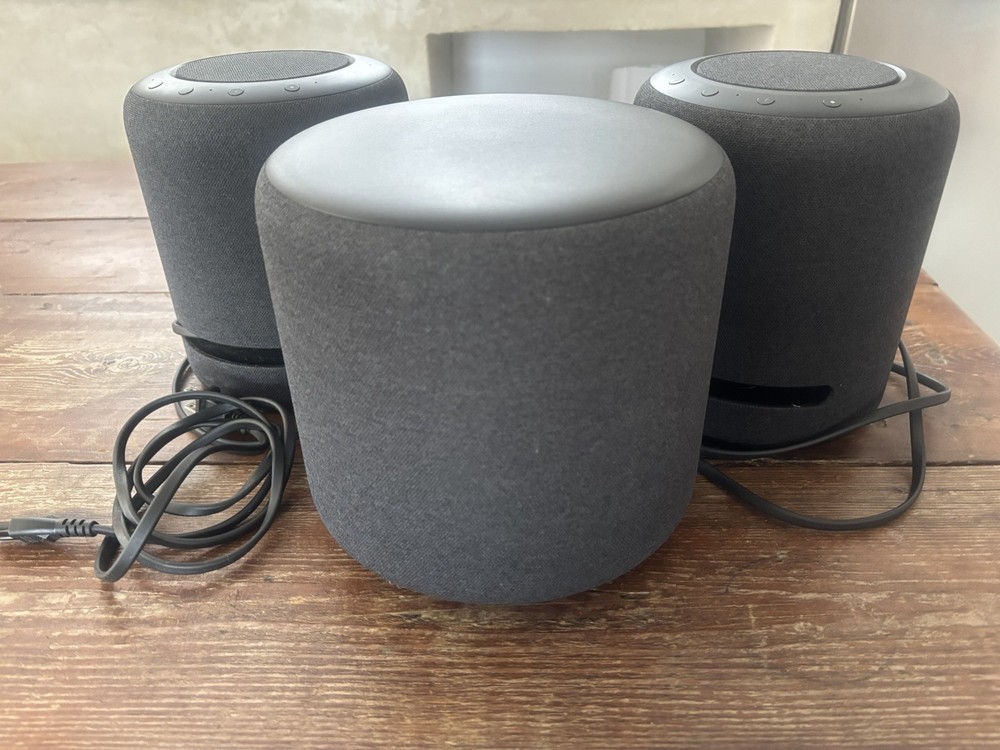 2 Amazon Echo Studios With Subwoofer