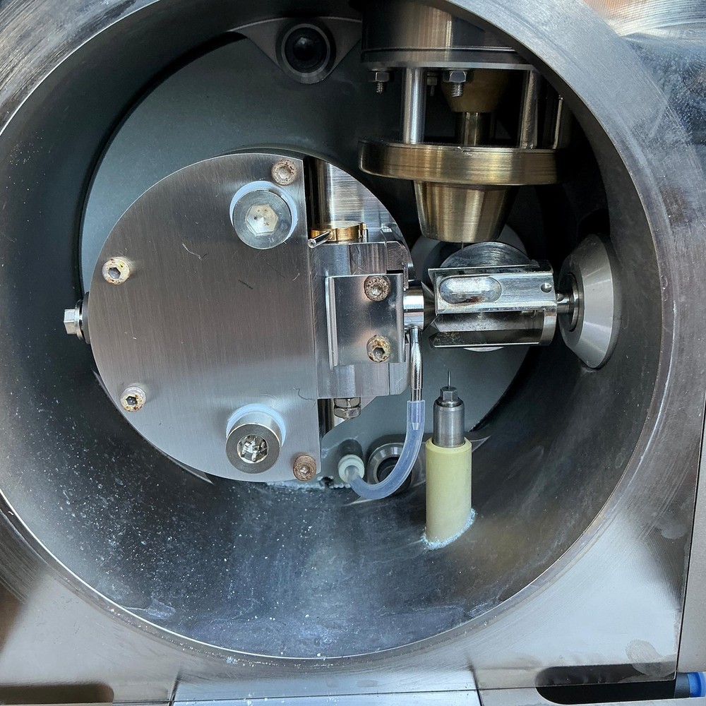 Waters Micromass LCT Premier XE Mass Spectrometer