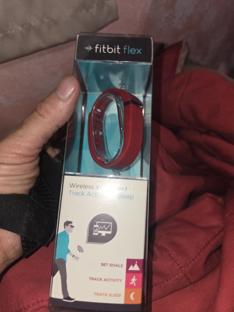 **NEW SEALED**Fitbit Flex FB401 FLEXRED Wireless Activity Sleep TrackerWristband