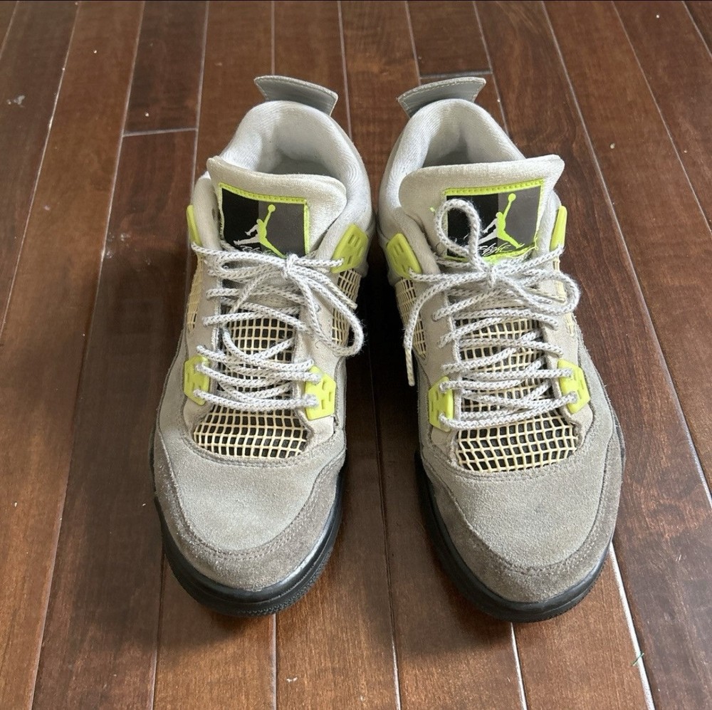 Jordan 4 Neon GS