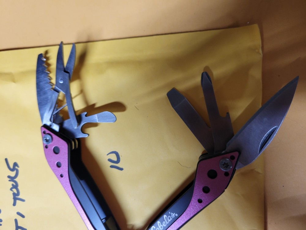 3 EA CABELOS MINI MULTI TOOLS W/ SHEATHS