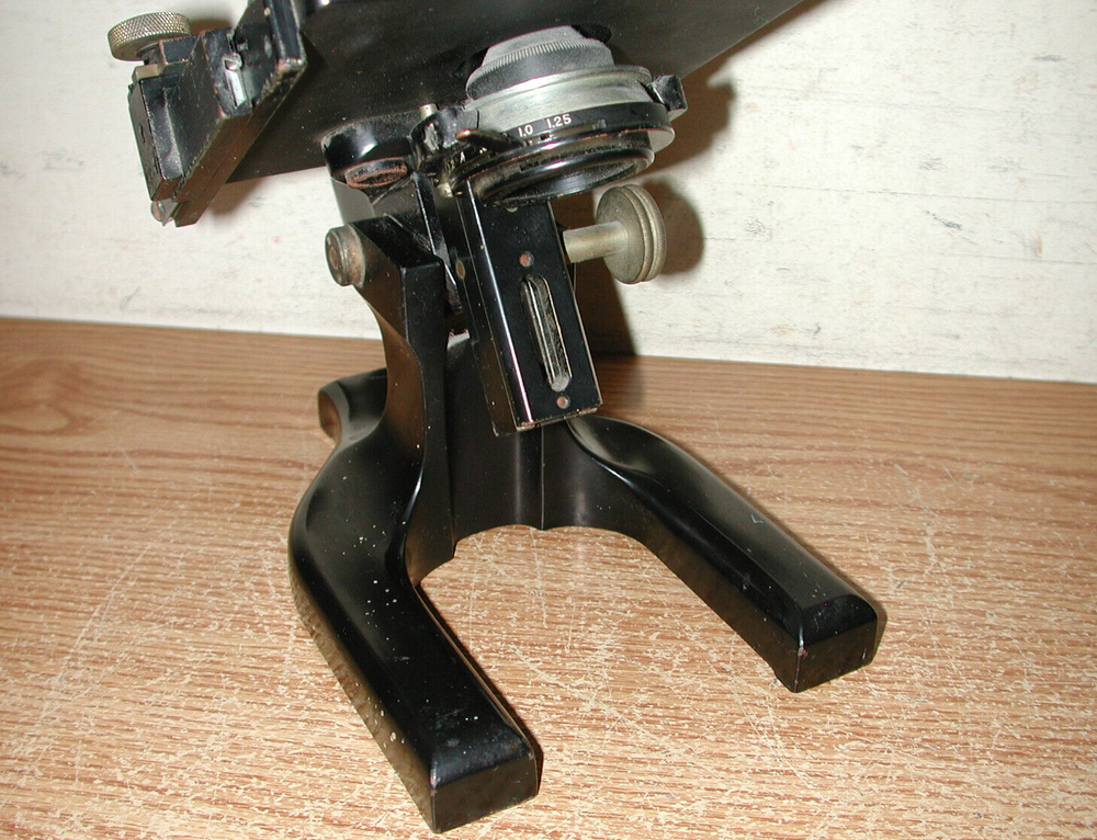 VINTAGE SPENCER BUFFALO CAST IRON BLACK MICROSCOPE #131942