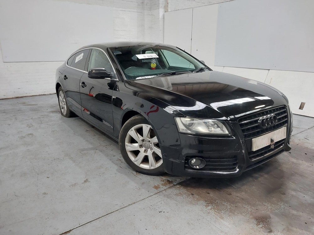 AUDI A5 B8 8T 2009-2014 HAZARD WARNING TRIANGLE 8K0860251