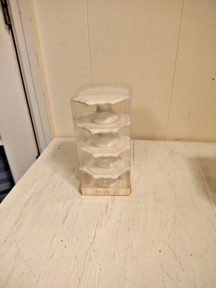 Bianca Pedestal Cup Cake Stands