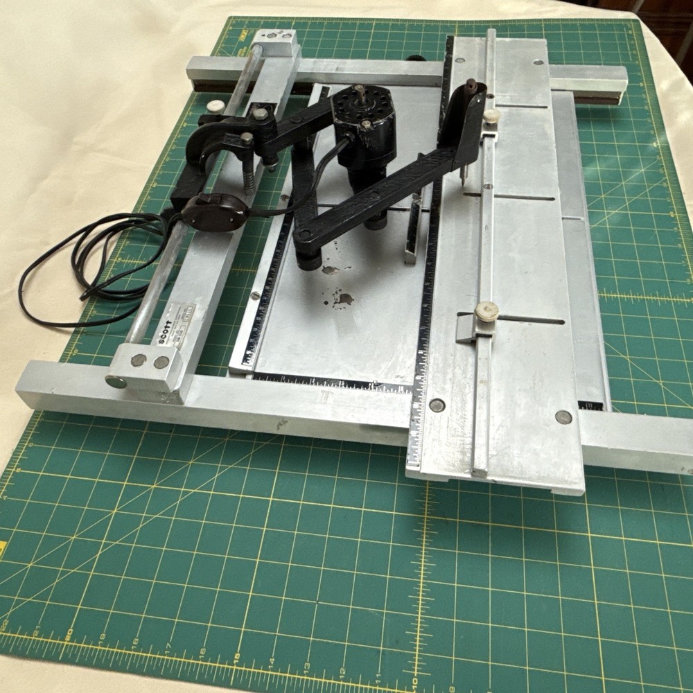 Scott SM-300 pantograph engraving machine
