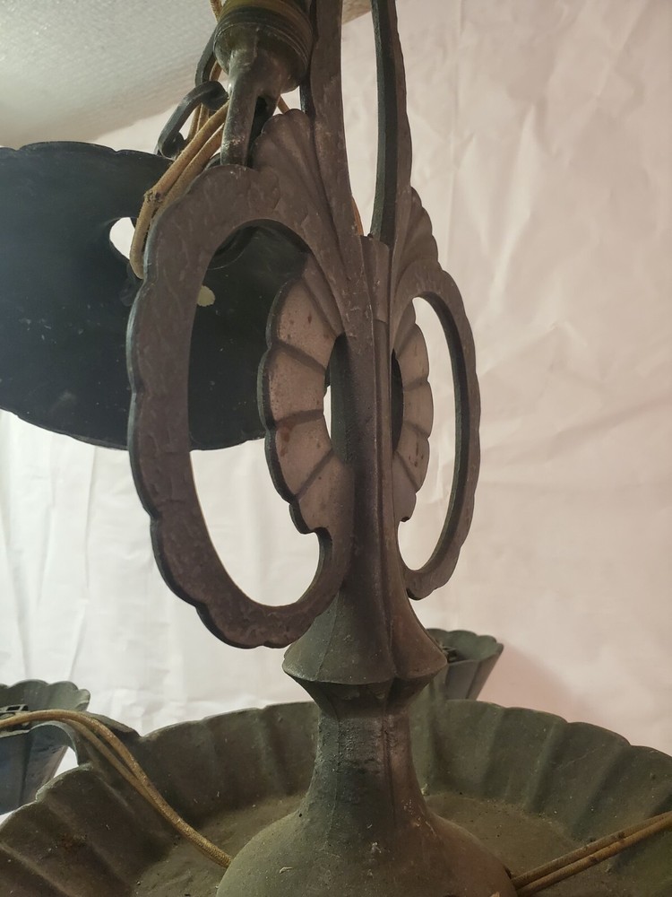 Vintage Verden ? Chandelier