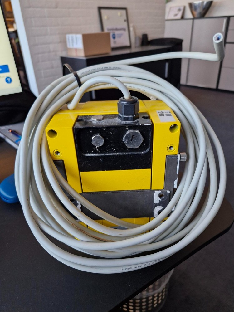 SICK S3000 Safety Laser Scanner - Advanced & Standard - Includes System Cable