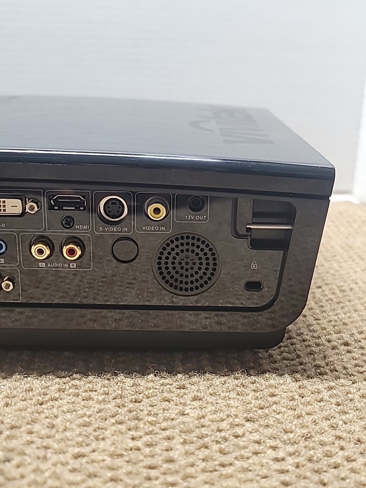 VIVITEK D965 DLP PROJECTOR WORKS GREAT!!