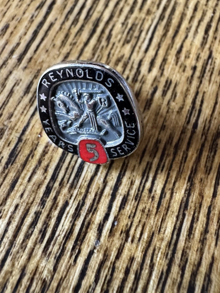 Vintage Reynolds 5 Year Service Label Pin