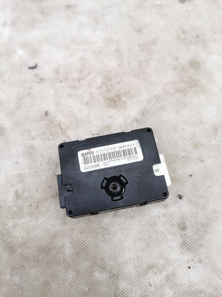 Antenna amplifier BMW X3 2011 9202996