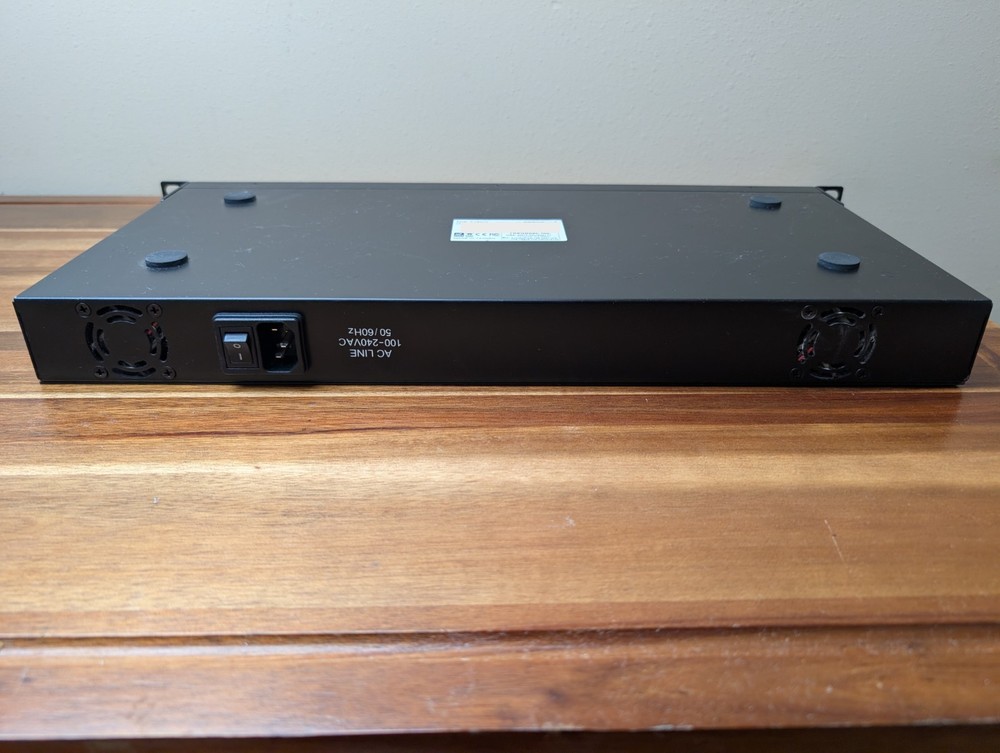 TRENDnet TPE-T160 Rack-Mountable Ethernet Switch