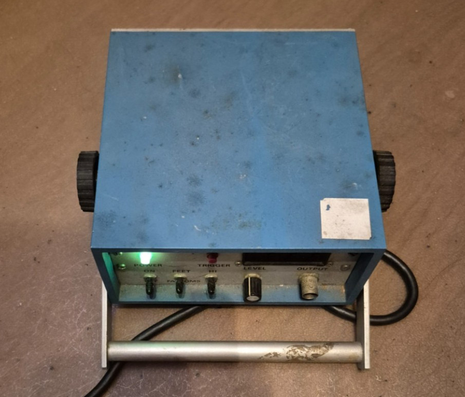 PARAGON ELECTRONICS CORP. ECHO BOX (VINTAGE)