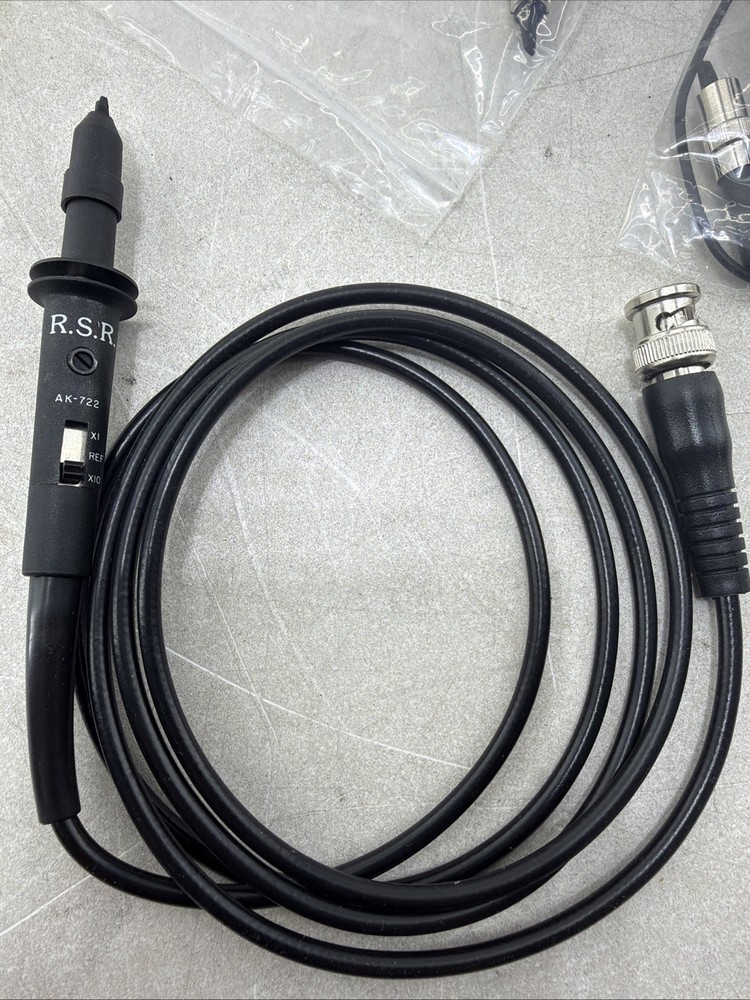 Oscilloscope Probe Kit Model AK 722 RSR Electronics