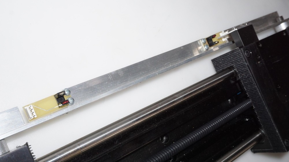 THOMSON LINEAR MOTION MOTORIZED 225mm PRECISION SUPER SLIDE 115mmï¾² STAGE BLOCK