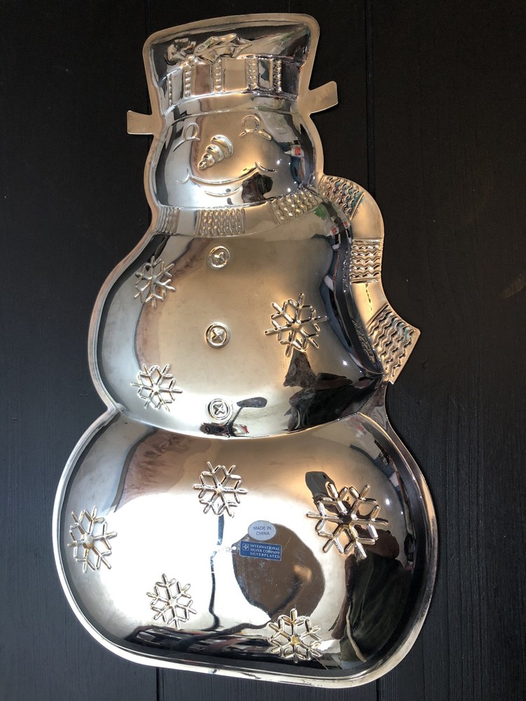 INTERNATIONAL SILVER CO. SILVER PLATED 8” SNOWMAN 3 SECTION BOWL.